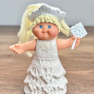 Vintage CABBAGE PATCH KIDS McDonalds MICHELLE ELYSE Snow Fairy Toy Doll 1994